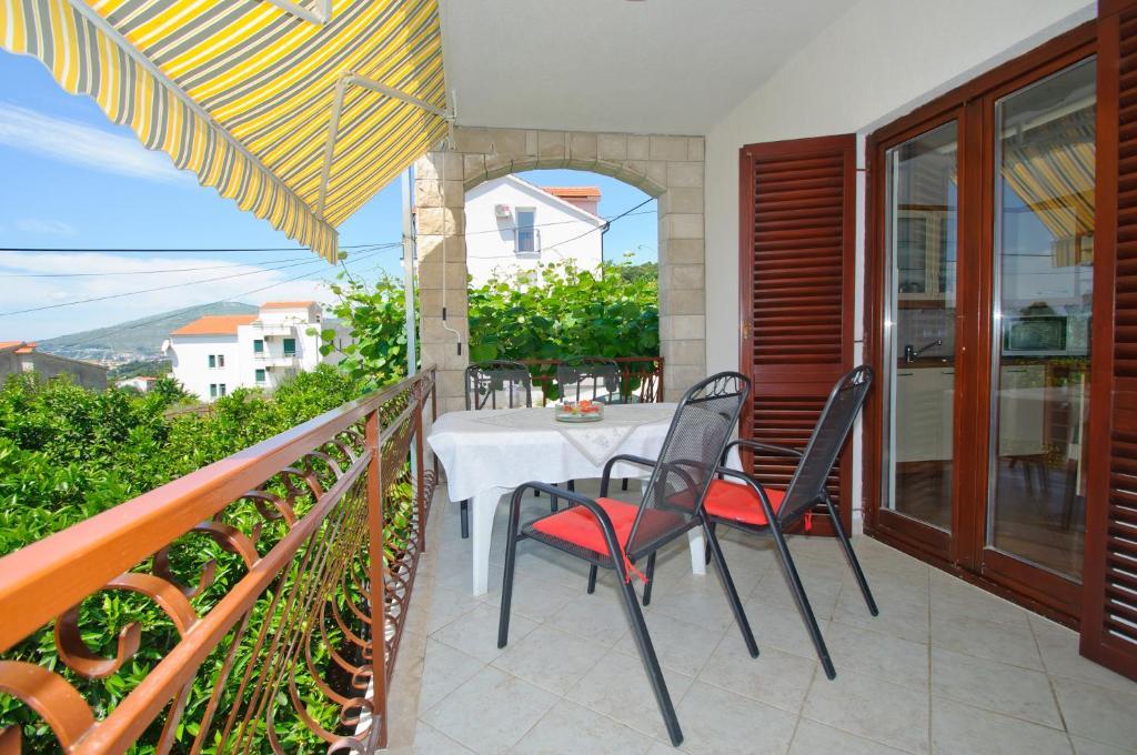 Hella Apartments Τρογκίρ Εξωτερικό φωτογραφία