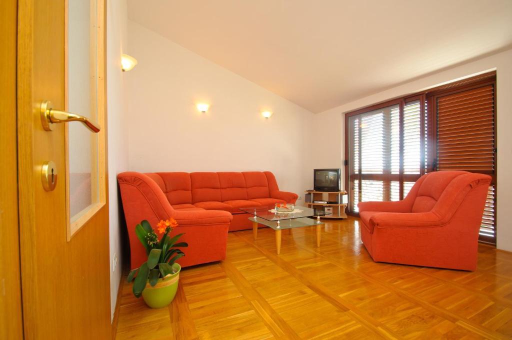 Hella Apartments Τρογκίρ Εξωτερικό φωτογραφία