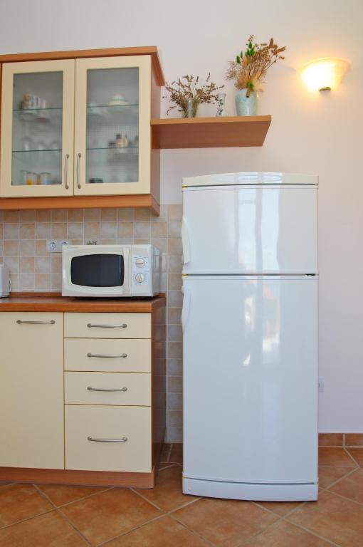 Hella Apartments Τρογκίρ Εξωτερικό φωτογραφία