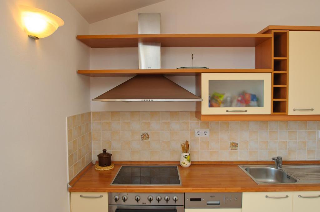 Hella Apartments Τρογκίρ Εξωτερικό φωτογραφία
